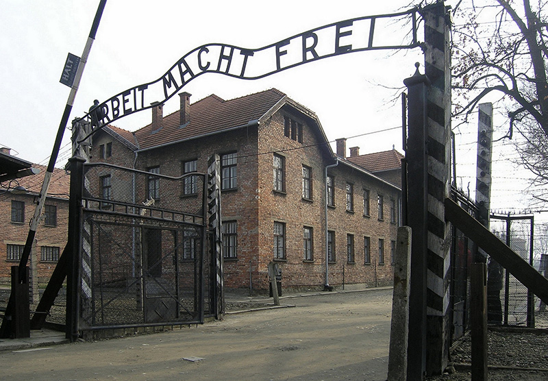 Eingang KZ Auschwitz